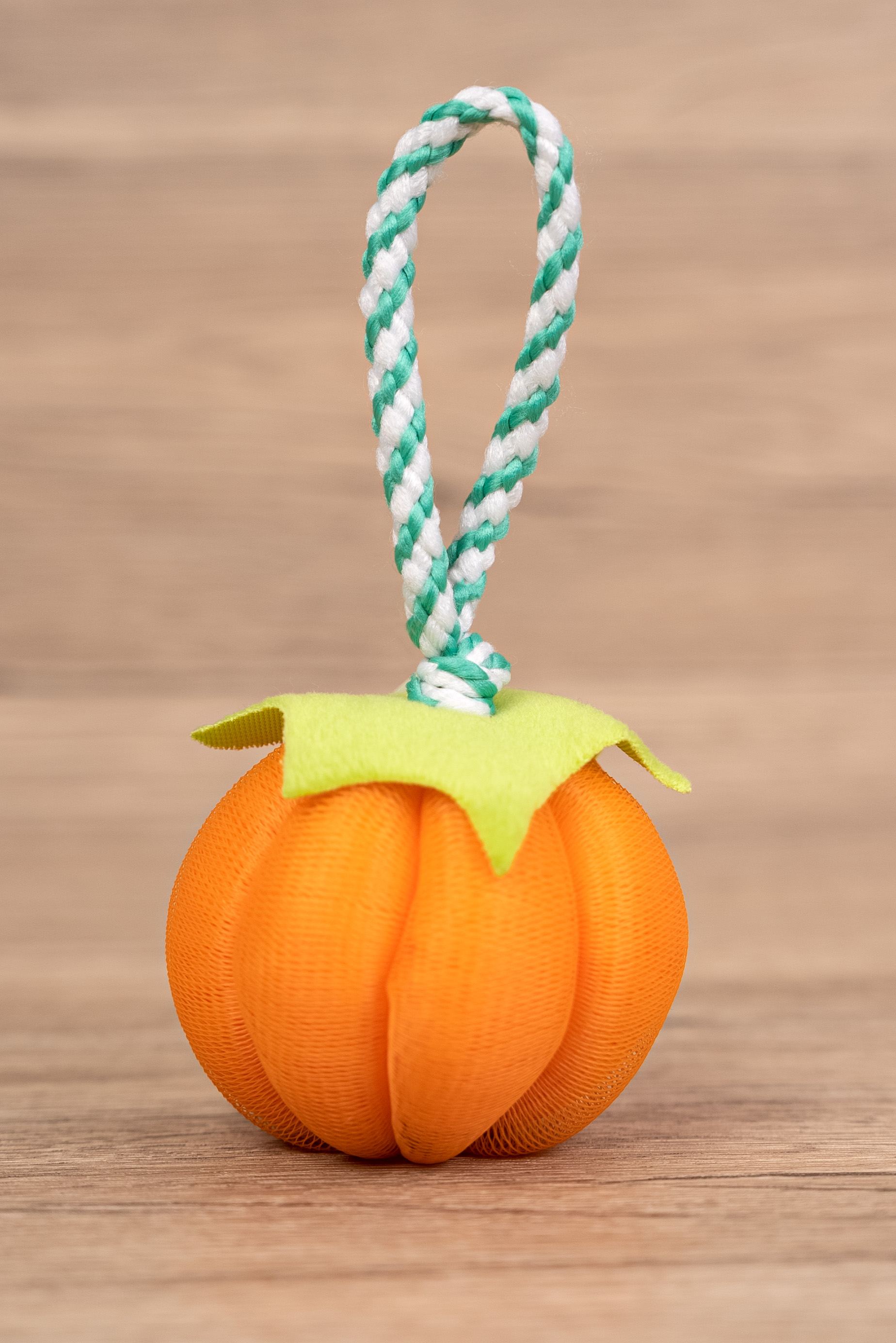 Pumpkin-Shaped Bath Sponge
