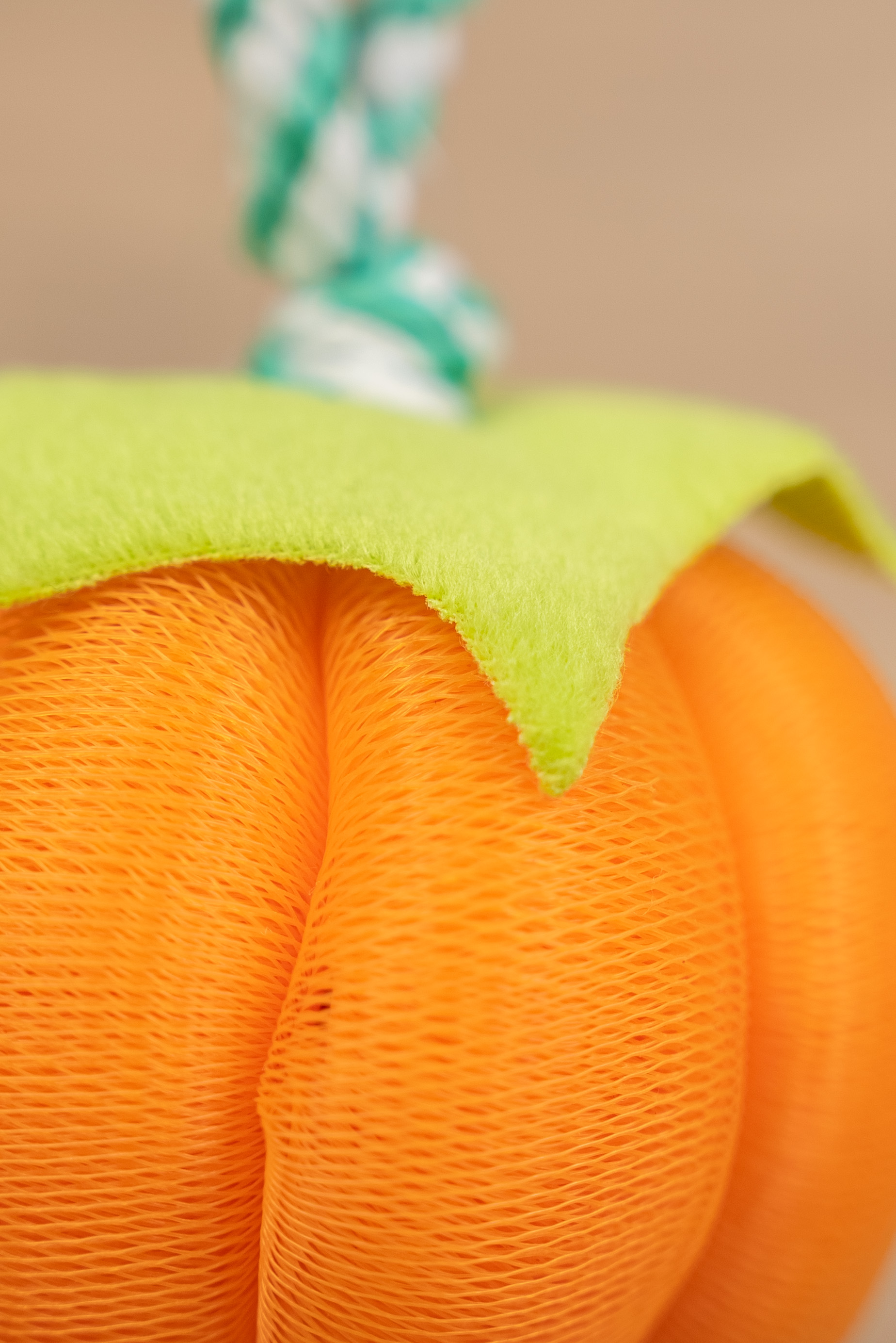Pumpkin-Shaped Bath Sponge
