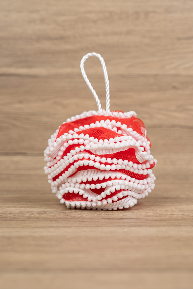 Red Base White Edge Bath Sponge