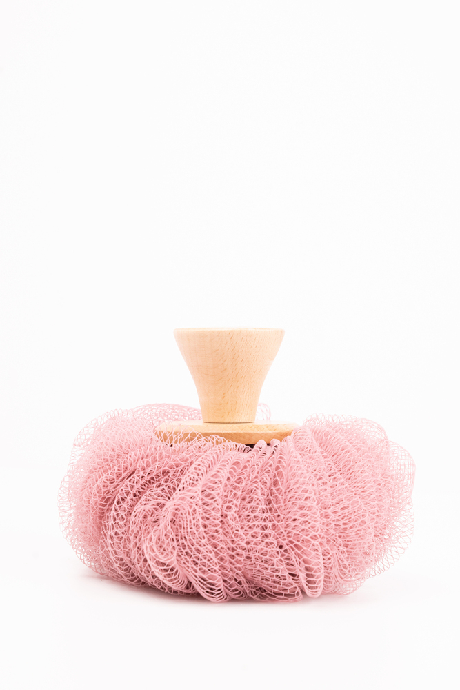 Bath Sponge With Short Wooden Handle
