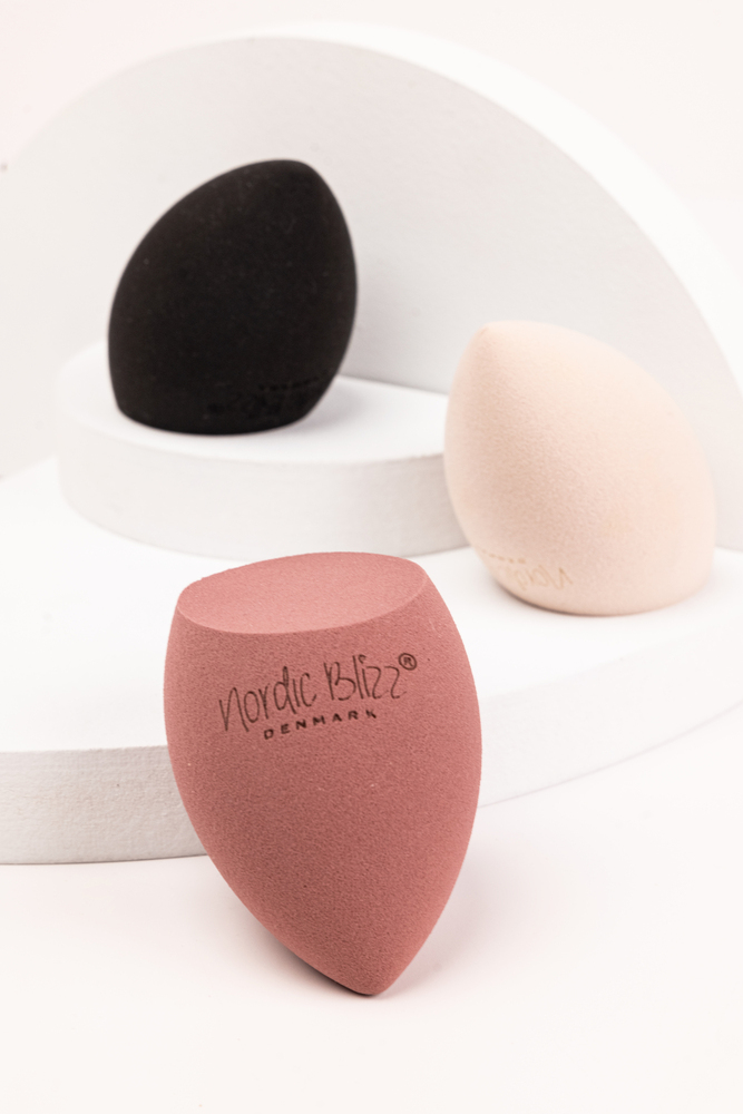 Drop-shaped Beauty Blender 2