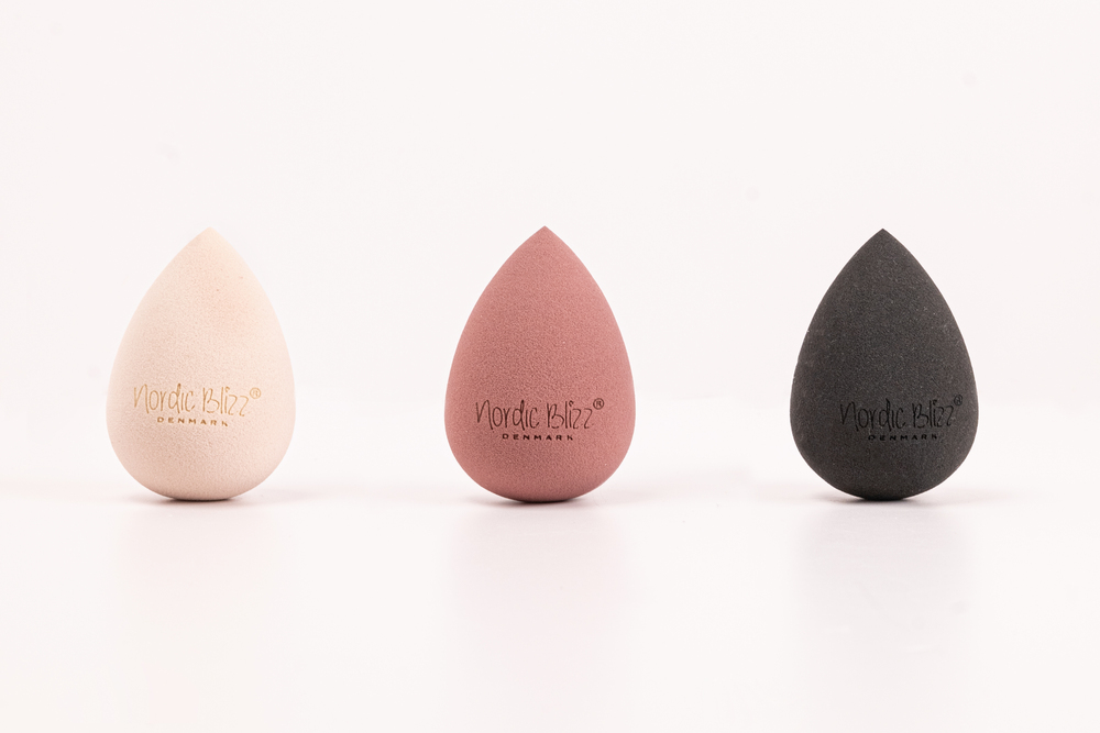 Drop-shaped Beauty Blender 1