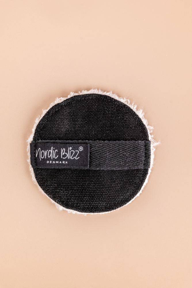 Lint Facial Washing Pad (s)