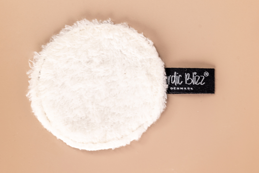 Lint Facial Washing Pad (s)