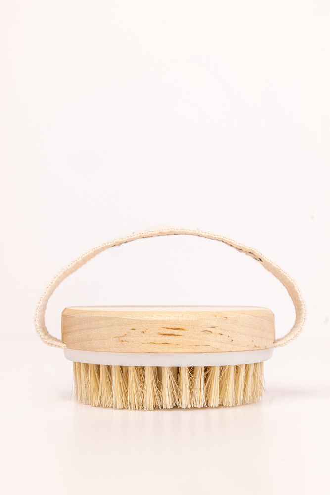 Circular Wooden Scrubber With Massage Grains