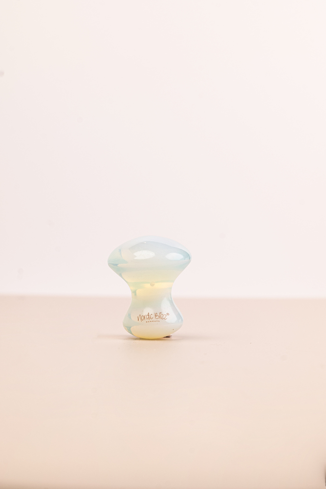 Opal Mushroom-shaped Facial Massager