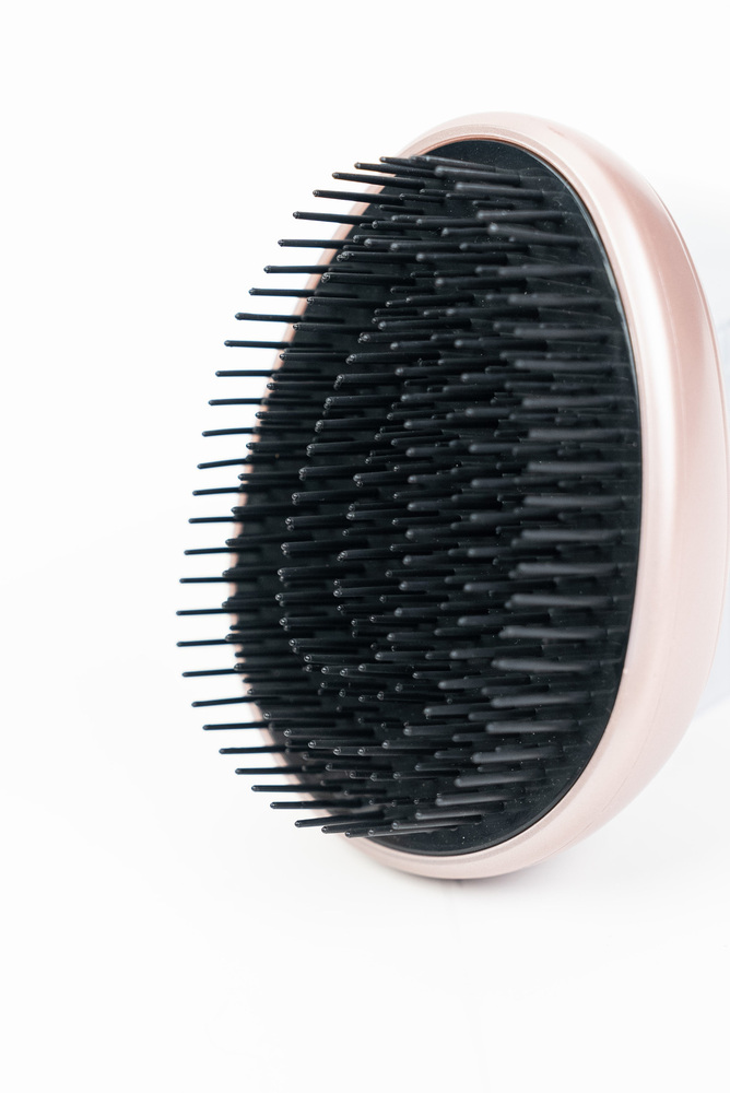 Egg-Shaped Detangling Hair Brush