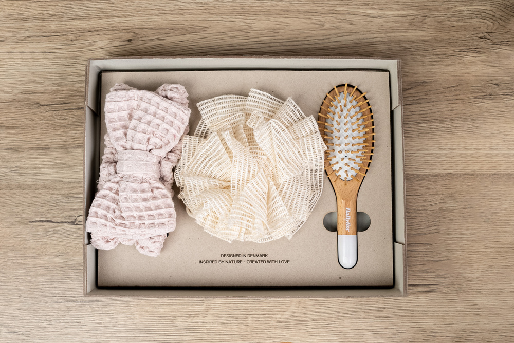 Bath Essentials Gift Box 7