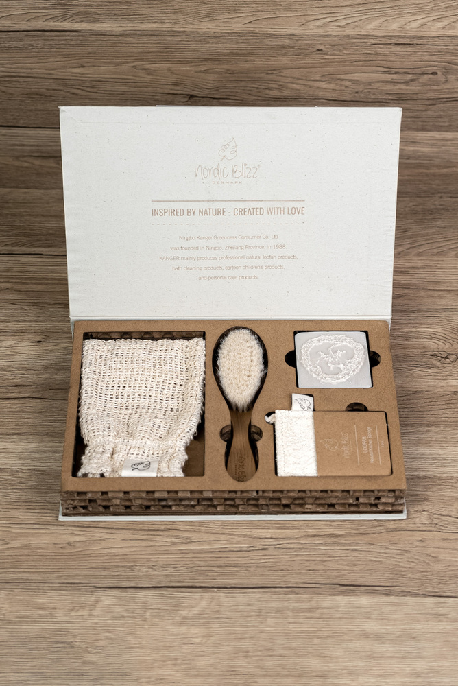 Bath Essentials Gift Box 6