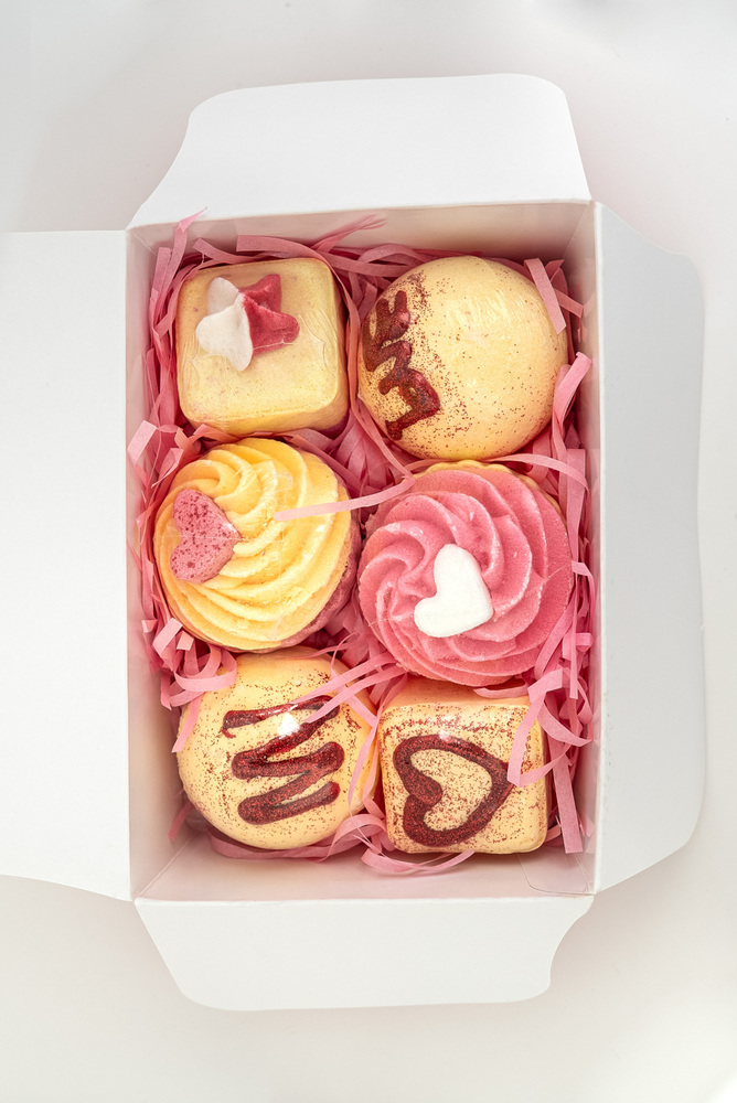 Cupcake Bath Bomb Gift Box