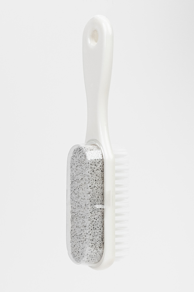Dual-Sided Foot Cleaning Brush with Pumice Stone