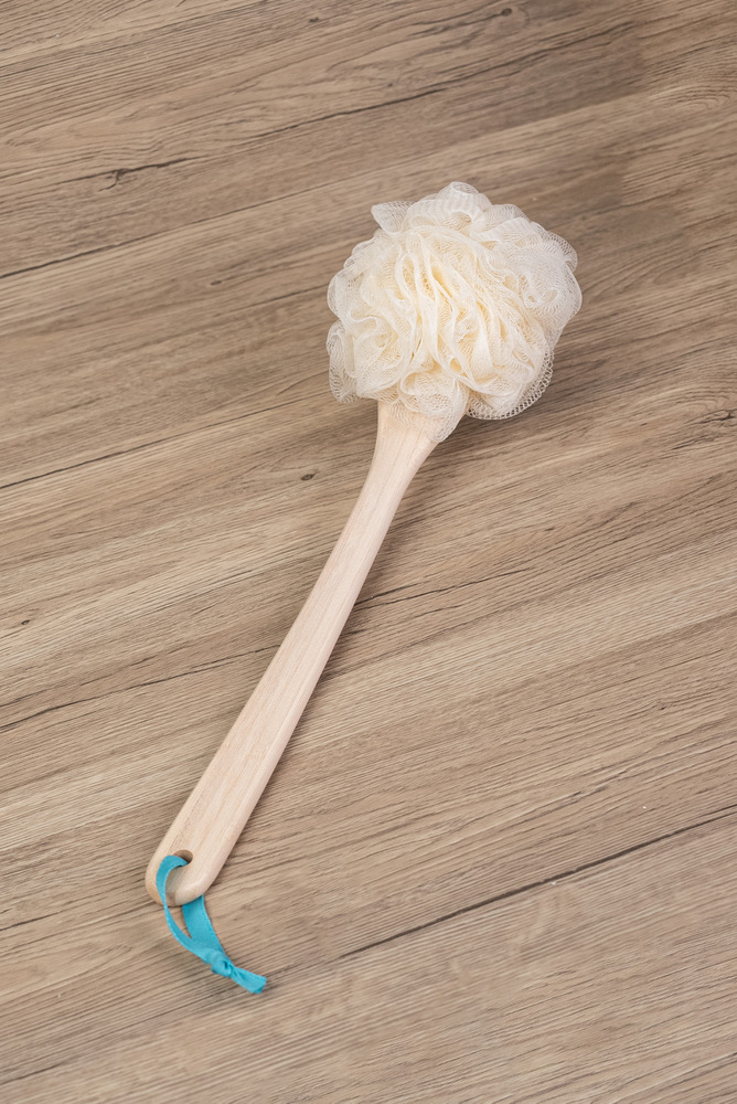 Bamboo Handle Bath Sponge